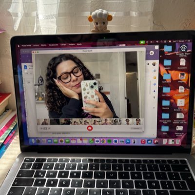 🌿Una optimista bien informada|| ☁️Maestranda en Estudios para la Paz y el Desarrollo ||👩🏻💻Reportera Universitaria especialista en género ||🧬 @redmpc