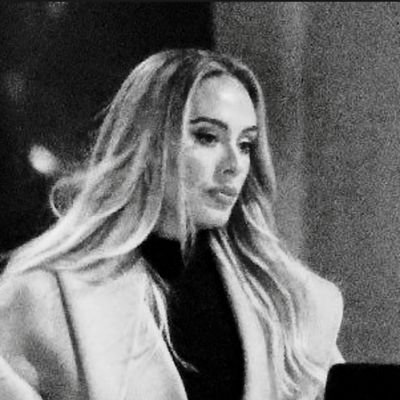 adelenegona's profile picture. ㅤㅤ