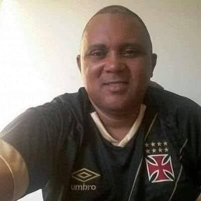 Aquele que habita no esconderijo do altíssimo a sombra do onipotente descansará 🙌🙏🙌