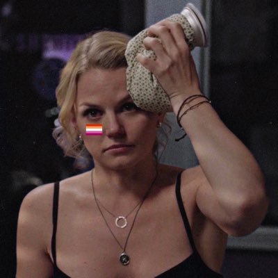certified hype woman ā¾ lesbian ā¾ my biggest enemy is me ā¾ sorry baby ā held hostage by swanqueen ā¾ author of drinks with you ā¾ DMS OPEN