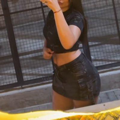 (+18) Curiosa 😏 Mente abierta, experimentando, y disfrutando de mi vida 😈. (No soy prepago, scort ni nada parecido 🤷🏻♀️)