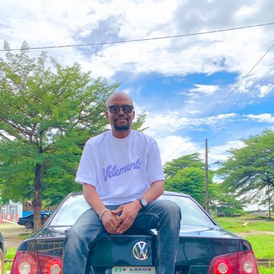 I tweet for the love of Nigeria, ChelseaFc and WizkidFc.