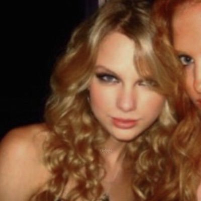 starfortaylor's profile picture. main: @starfallfalling • other alt: @slut4ayesha