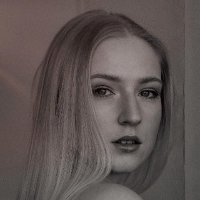 F (@f___an8) 's Twitter Profile