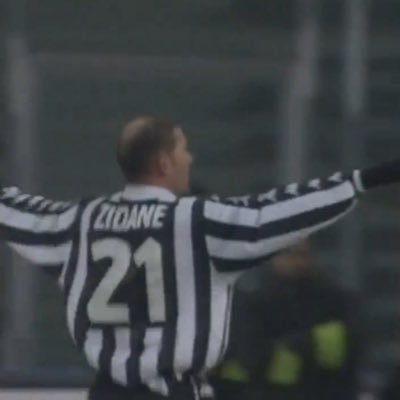 1a7x_'s profile picture. كيف أخشى الفقر و انا عبّد الغني؟ #JUV #HFC