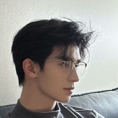 senkifire's profile picture. เราเป็นเด็กวัยรุ่นธรรมดา