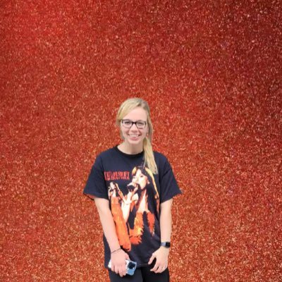 Laura_E_13's profile picture. My goal in life is to meet Taylor Swift. The Life of a Fangirl! ❤️‍🔥