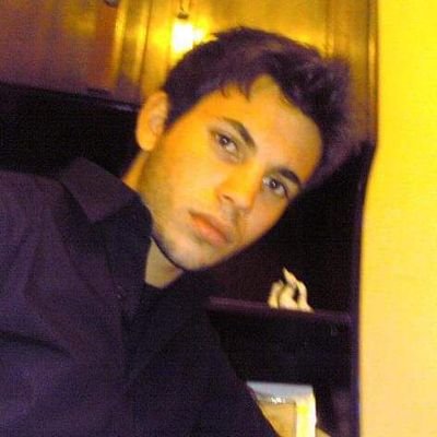 Rebelde con causa. 100% sampedrano. Diseñador gráfico. Estudiante de periodismo. UNAH-VS ❤️