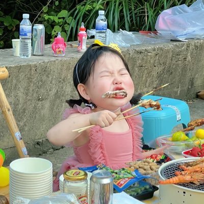 chi_vien92022z's profile picture. 