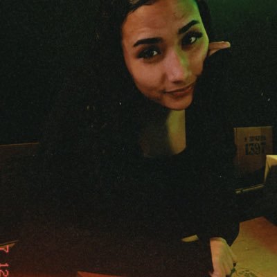 httsmayumii's profile picture. Coração intenso, mente inquieta e alma que não cabe em metades.