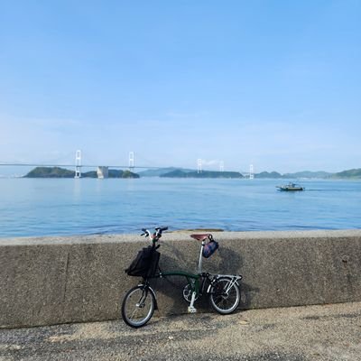 自転車、車、ワイン、旅行、スキー、バイク(休止中)、カメラ。
Bianchi Sempre pro, BROMPTON M6R, Audi A5 cabriolet, Nikon D7000, Kawasaki ZX-9R(B4)...memories