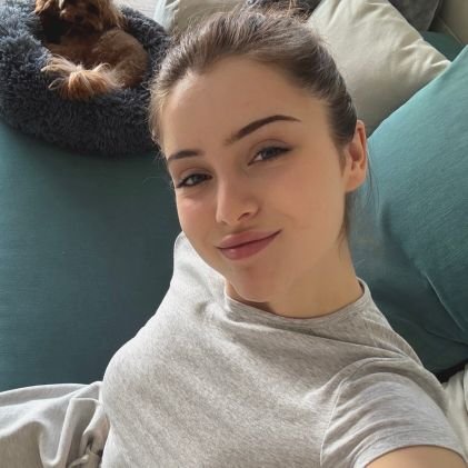 🇵🇱🇬🇧 your fave wifeyyy ready to allure you 💛 dm me im boreddd. ask about my naughty content