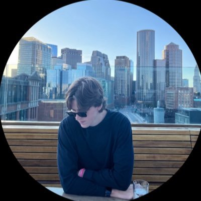 CEO of @corporatedudes | Memes, Humor-Based Content & Ghostwriting → https://t.co/ZwkyzesnMK Generate Viral Memes For Free↙️