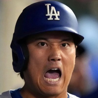 Gene_is's profile picture. #LetsGoDodgers #ClipperNation #RamsHouse 🇰🇷🇺🇸