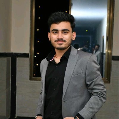 RakshitBuilds's profile picture. Building ScrollOS | Software Engineer @Quantiphi

I tweet actionable insights on #AI, #Startups, and #Growth.

Follow for your daily signal in the tech world.