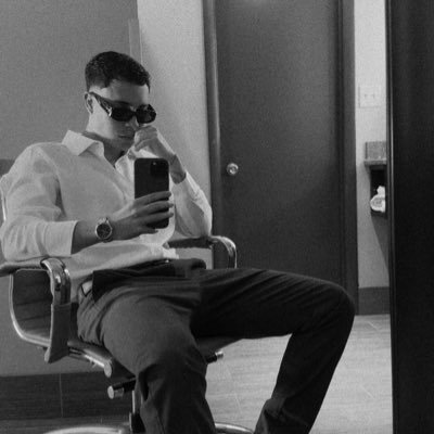 ABahamundi's profile picture. 🛩