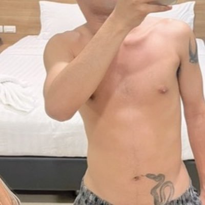 MKampanee36715's profile picture. 24 163 55