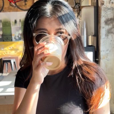 santifitria's profile picture. sunshine mix with a little hurricane | ♊︎