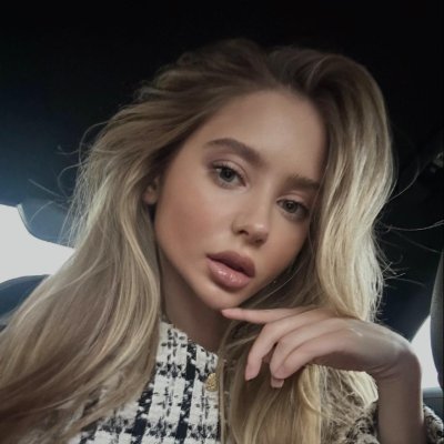 Milia_VK's profile picture. Food lover/idealist/traveler/movie mystery