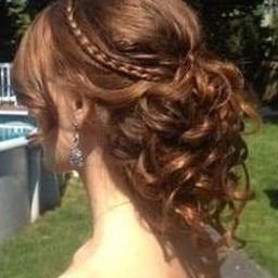 Guipa3332's profile picture. Be your earbuds—slide in and hear your heart.