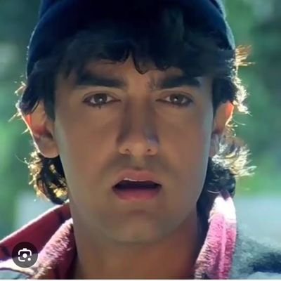 नो लेफ्ट नो राइट, सबके साथ मामला टाइट,;
कॉन्टेंट; ह्यूमन साइक्लोजी , पॉलिटिक्स, ह्यूमर और बेहतरीन शायरी भी है एक बार फॉलो कर के देखे । मजा न आए तो पैसे वापिस।