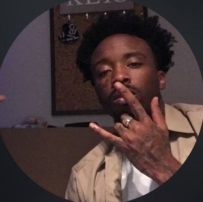 Bannedonherelol's profile picture. Hedge fund Manager 🪐 | 1ST TEAM ALL HATE | Banned at 150k 😌 | I know ball 🤓