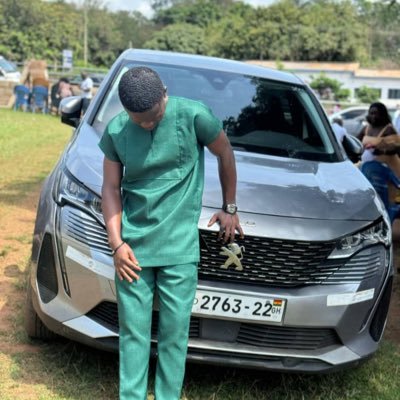 um_marky's profile picture. Just here before I blow 🌍🪨 | A petroleum engineer 👷‍♂️| Real Madrid fan⚽️🤍| Music lover