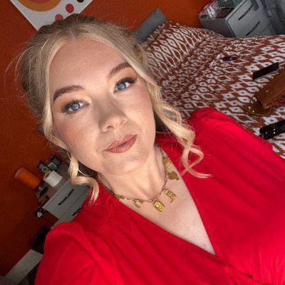Content editor & lifestyle blogger ✍🏼 big fan of NUFC, country music and Pepsi Max 🫶🏼 Wirral, 30 🌈🍒 Boycott the s*n ❤️