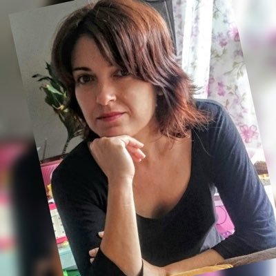 Feminista. Clase obrera.
Twitter era una trampa. Organícense.