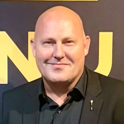 Honourable Curtis Pitt is the former Treasurer of Queensland and Speaker of the House.