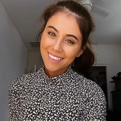 MayanaCw4440117's profile picture. Amazing woman won’t bother trying to be someone else, here is Mayana a follower of God. ✝️
Real Madrid 🤍
Philippians 4:13