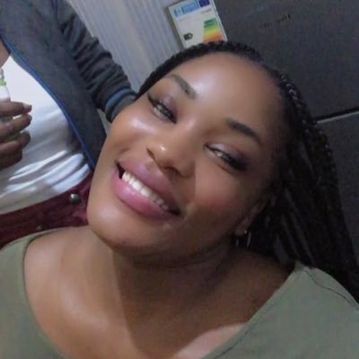 JolieMpot19524's profile picture. 