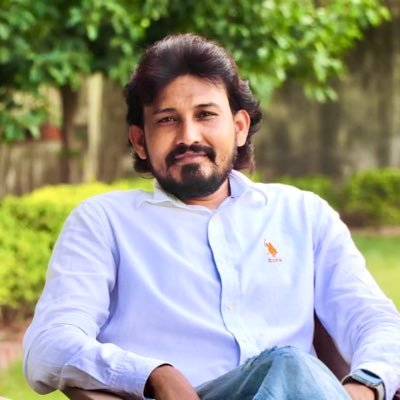 हिमालय मेरा सुकून है, पहाड़ मेरी मोहब्बत, घुमक्कड़ी मेरी पहचान और राइड मेरी रूह। दिल पहाड़ों का बाशिंदा, शरीर जयपुर में कैद। UGC NET In HISTORY