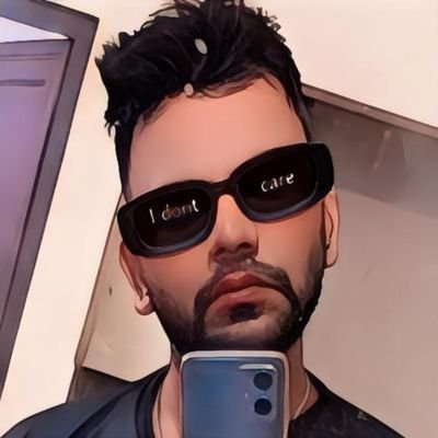 JS Dev | Gym Junkie | Motivation & Quotes | Spotify Jams | WWE, UFC, Boxing, Football | YT: https://t.co/RD39uwpSEX | DM for collabs!