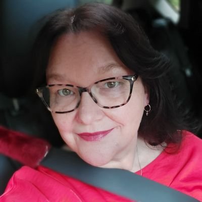 countrygal0912's profile picture. Living my best life in the country, raising kids & self employment.