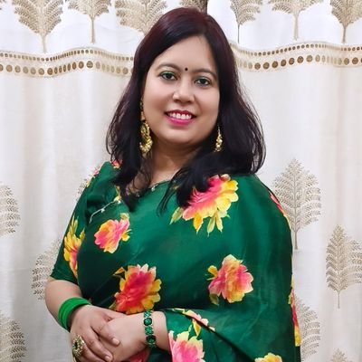 State Secretary Mahila Congress
D/O Shri Parasram Bhardwaj Ex MP, PCC- MP,
CG
भीङ में खडी होना मक़्सद नहीं हैं मेरा,बलकि भीङ जिसके लिए खडी है वो बनना है मुझे ॥