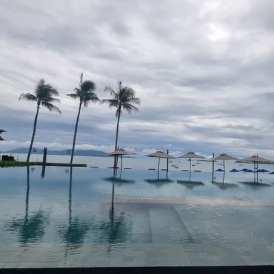 Yaniv_k's profile picture. אלה שחכמים מכדי לעסוק בפוליטיקה, נענשים בכך שהם נשלטים על ידי טפשים מהם . אפלטון. 
ישראלי, יהודי, חילוני, הייטקיסט, רב סרן במיל