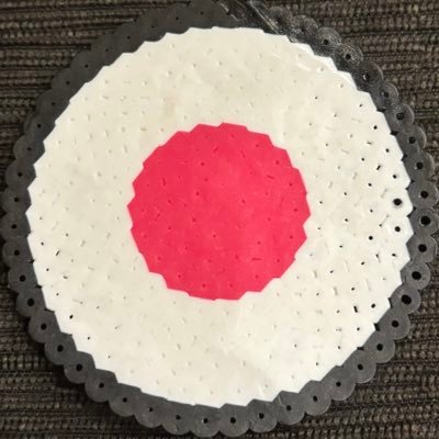 YouTubeで音MADとか投稿している頭おかしい中2です。pixivで小説も投稿してます。MAD界隈・エアガン界隈・しかのこ界隈に住み着いてます。たまにコラ画も少々リア友→@yuta19166141 251→@H2yorugata 帰ってきた私のチャンネル↓