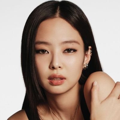 JENNIE | #ė² ģ“ė¹ėŖ¬ģ¤ķ°
š š š š šš š