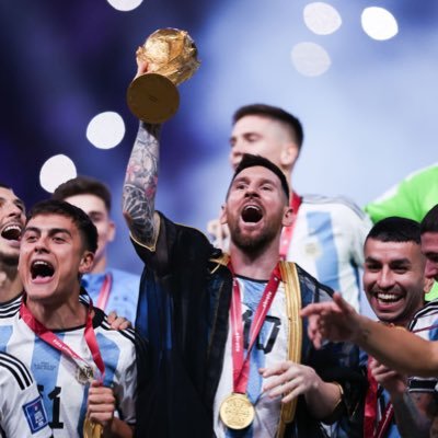 مسكين اللي عنده عقلية نقدية في عصر القناعات ذات البعد الأيدولوجي
