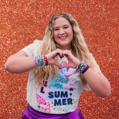 35// Fall Out Boy // IOH stan🌙💙🤘🏻//Taylor Swift 🫶🏼 // Swemo // Lucky Loser 4 eva✨