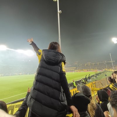 Hincha de Peñarol ⚫️🟡obsesionada con el fútbol en general ⚽️ No hagan quilombo al pedo, o si ?