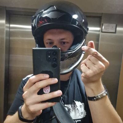 L'argent est fugace comme une belette. ₪
🏍️Brixton Crossfire 500✌️