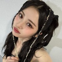 m (@moonstrucklvrs) 's Twitter Profile