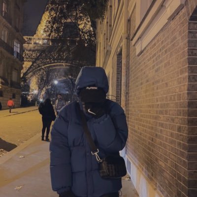 0xgmoney's profile picture. sits in a tank n hodl #bitcoin  🥷🏿