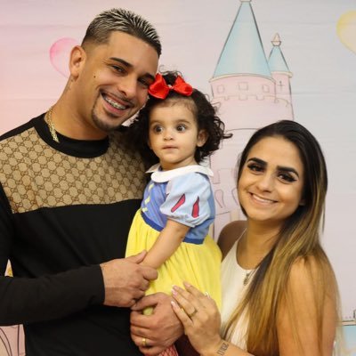 Mesmo sem entender eu confio em ti 🙌 Filhos minhas vidas 😍🥰❤️segurança oficial do 🦵🇧🇹🎱🇰🇷