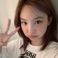 sis (@wwlwtteww) 's Twitter Profile