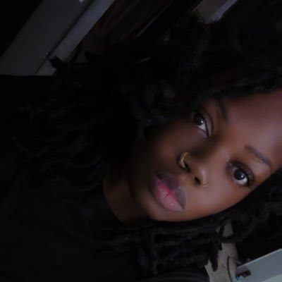 play with something safer l mental health advocate 🤍 womanist ✊🏾| battle rap enthusiast| I love the culture.