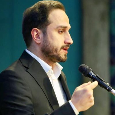 Economist & Best-Selling Author | Founder & Entrepreneur | @MaxwellSU and @UnivofTehran | https://t.co/9A9hN5XxxH|