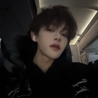 수심 (@sssusim_) 's Twitter Profile